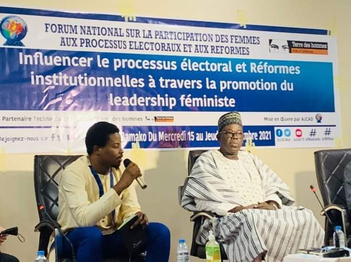 Processus électoraux et réformes au Mali :  Prendre en compte le regard, le rôle et la place de la femme