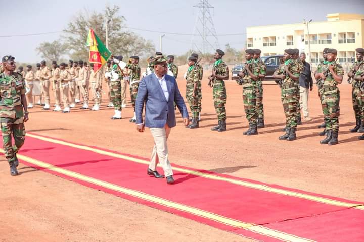 Sénégal: Macky Sall inaugure le camp militaire de Goudiry.