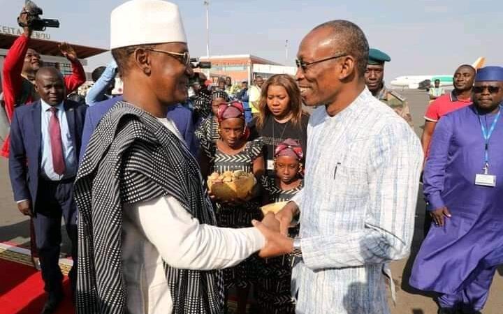 « J’ai quitté chez moi, je suis venu chez moi… » ainsi s’est exprimé le Premier ministre Burkinabé à son arrivée à Bamako.