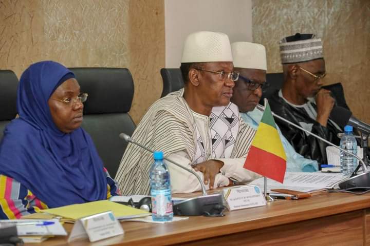 1ERE SESSION DU COMITÉ DE PILOTAGE DE LA PLATEFORME NATIONALE « UNE SEULE SANTÉ » AU MALI LE PREMIER MINISTRE ENGAGE LES ACTEURS A RELEVER LE DÉFI