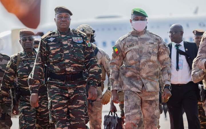 Mali-Le Général Tiani du Niger reçu par le Colonel Assimi Goïta 