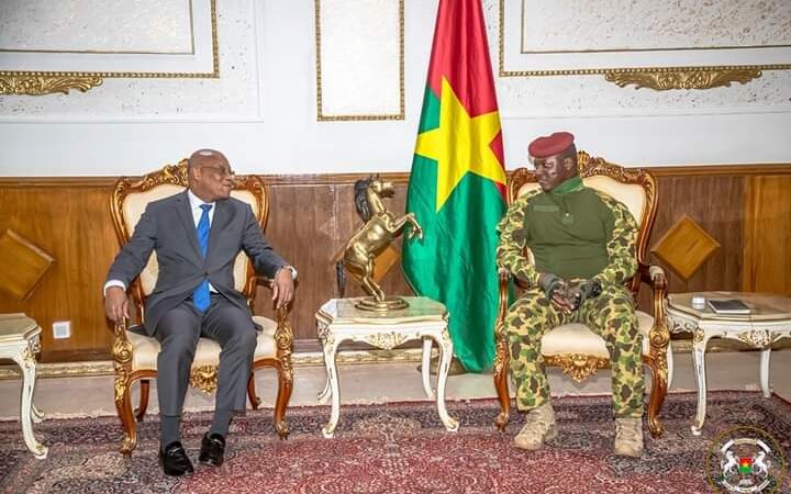 Burkina Faso-Situation économique dans la zone UEMOA : le Gouverneur de la BCEAO fait le point au Chef de l’Etat