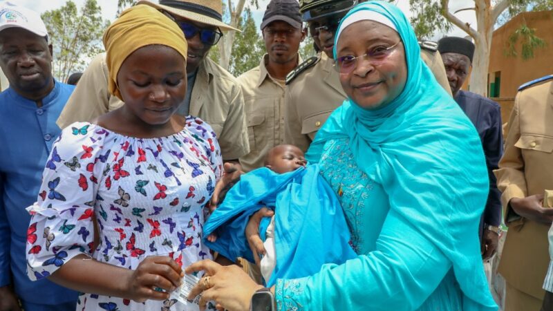 Mali-Inondations à Bla :La ministre de la Santé apporte plus de 200 millions FCFA en appui aux victimes