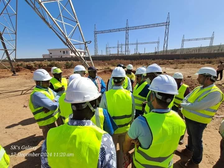 Mali-Projet de doublement de la ligne haute tension 225 kilovolts entre la centrale hydroélectrique de Manantali et Bamako appelé Manantali 2/ : Visite du poste de transformation de Kambila (Kati)