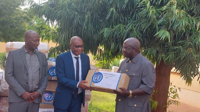 Mali-Amélioration de la santé sexuelle et reproductive : l’OMS offre au ministère de la Santé des matériels et des équipements d’une valeur de plus 82 millions de FCFA