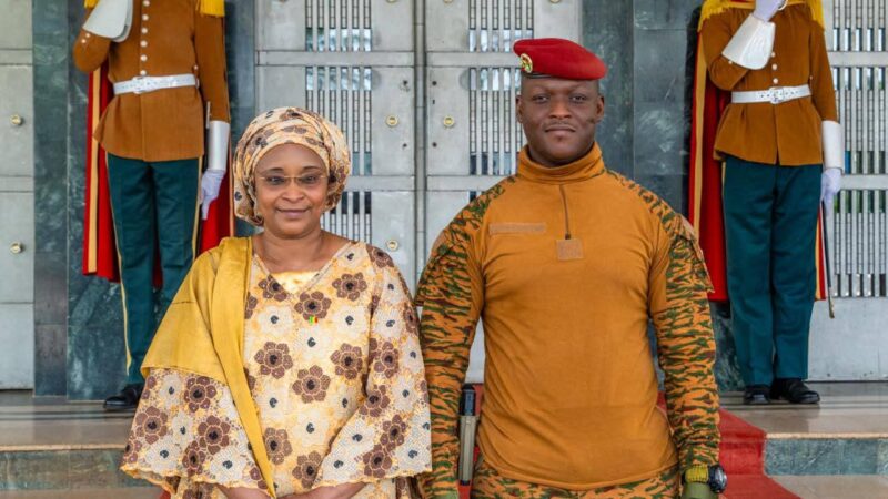 𝐄𝐧 𝐦𝐚𝐫𝐠𝐞 𝐝𝐮 𝐅𝐎𝐍𝐀𝐅𝐈𝐒 à 𝐎𝐮𝐚𝐠𝐚𝐝𝐨𝐮𝐠𝐨𝐮 : 𝐥𝐞𝐬 𝐦𝐢𝐧𝐢𝐬𝐭𝐫𝐞𝐬 𝐚𝐟𝐫𝐢𝐜𝐚𝐢𝐧𝐬 𝐝𝐞 𝐥𝐚 𝐒𝐚𝐧𝐭é 𝐫𝐞ç𝐮𝐬 𝐞𝐧 𝐚𝐮𝐝𝐢𝐞𝐧𝐜𝐞 𝐩𝐚𝐫 𝐥𝐞 𝐏𝐫é𝐬𝐢𝐝𝐞𝐧𝐭 𝐝𝐮 𝐅𝐚𝐬𝐨