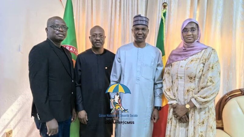 Abuja: le DG de la CMSS reçu avec tous les honneurs par l&rsquo;ambassadeur du Mali.