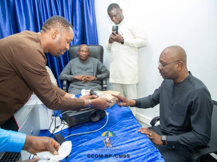 Mali- Modernisation du système de gestion des présences : déploiement du pointage biométrique à la CMSS.