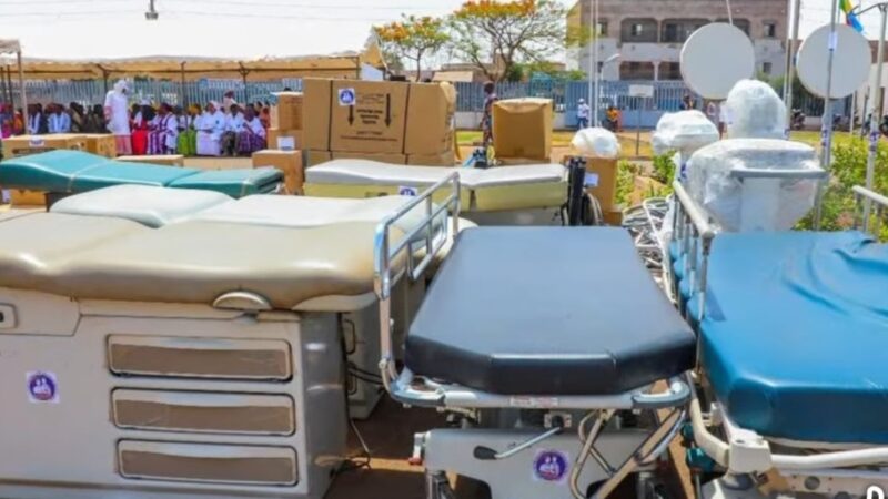 La CANAM fait don de matériels à l’Hôpital du Point G