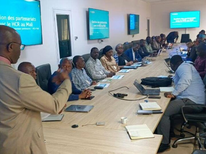 Partenariat HCR–Fondation Mastercard : de nouveaux partenaires mobilisés pour des solutions durables au Mali