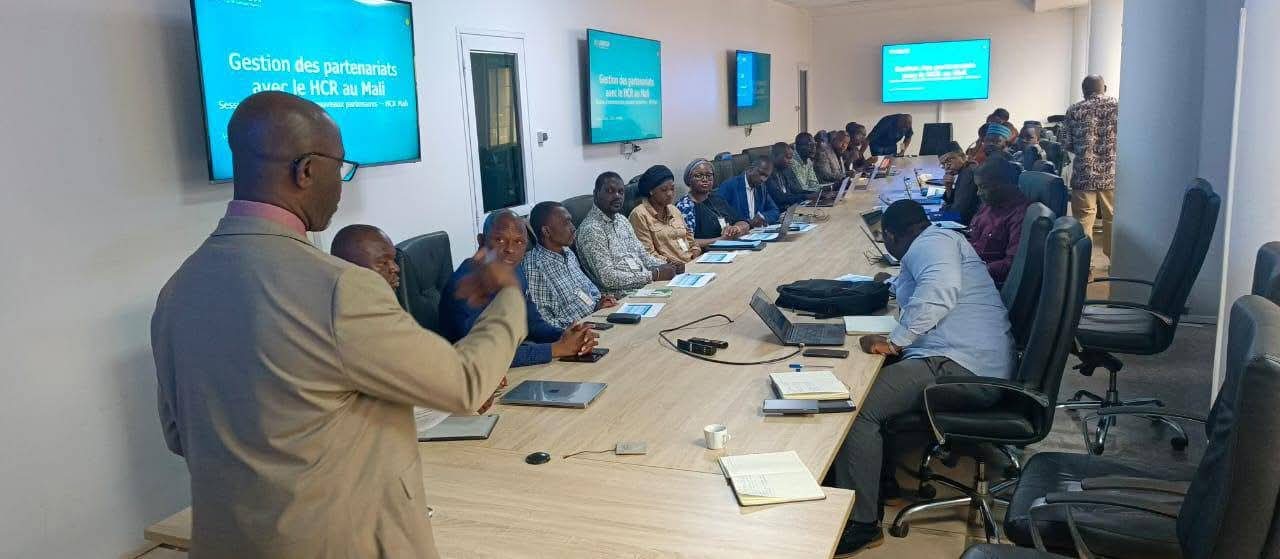 Partenariat HCR–Fondation Mastercard : de nouveaux partenaires mobilisés pour des solutions durables au Mali