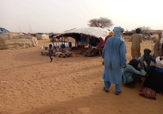 Mali-Crise humanitaire : Plus de 322 000 réfugiés et 414 000 déplacés internes